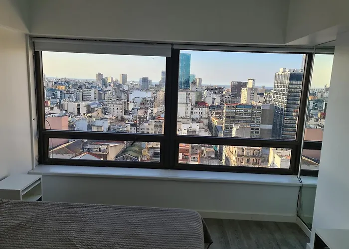 Avenida Corrientes 820 - Ciudad De Buenos Aires -