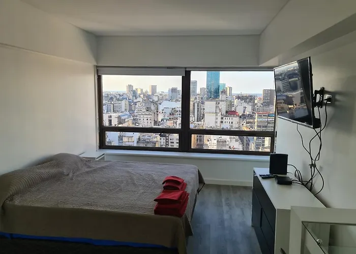 Avenida Corrientes 820 - Ciudad De Buenos Aires -