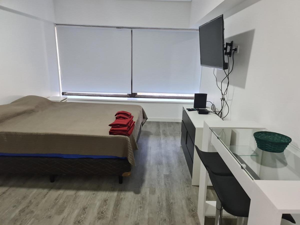 Avenida Corrientes 820 - Ciudad De - Apartamento Buenos Aires